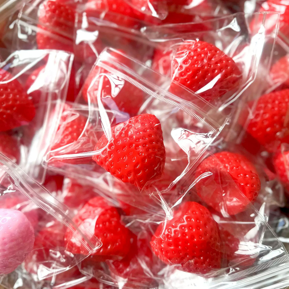 Kids Toys Entertainer - 2026 Squishy Big Strawberry Squeeze Toy