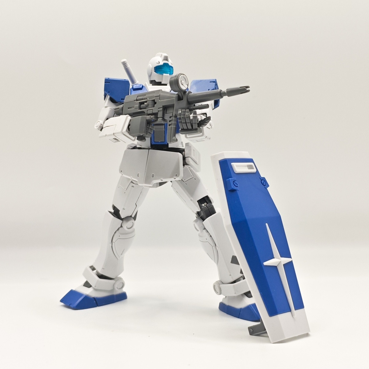 JIJI Model HG 1/144 RGM-79 Whi - Kids Toys Jiji ulasan dan harga