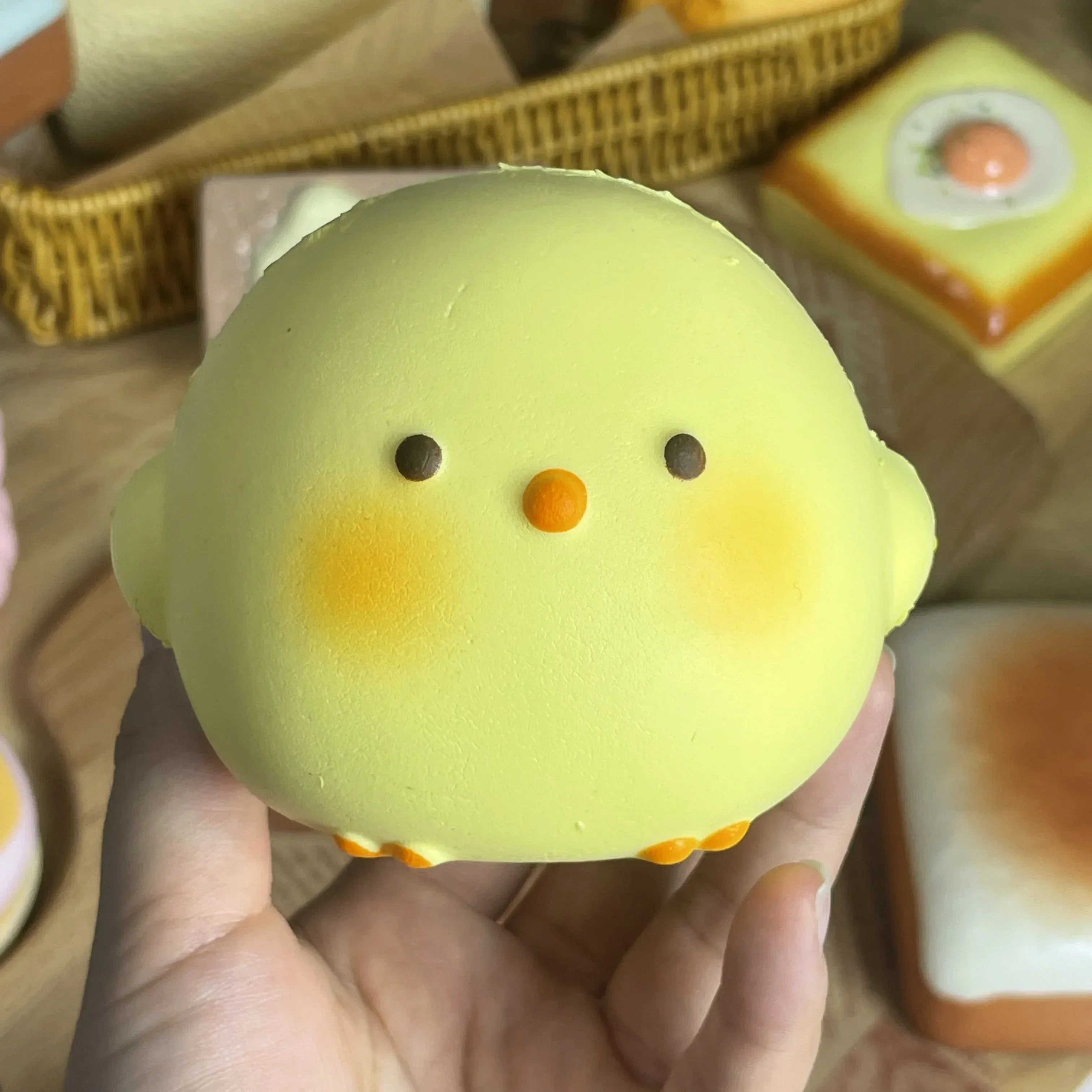 HOT! Cute Giant Chick Squishy  - Kids' Toy ulasan dan harga